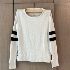American Eagle Pullover Sweater